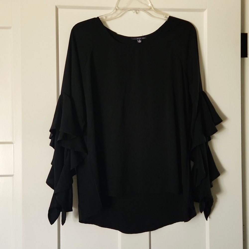 Ruffle sleeve blouse